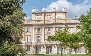 Los mayores de Torrelodones podrán visitar el Palacio de Liria y ver las luces navideñas de Madrid