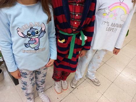 Fiesta de pijamas en el Colegio Zola de Las Rozas para celebrar el Día Mundial de la Infancia