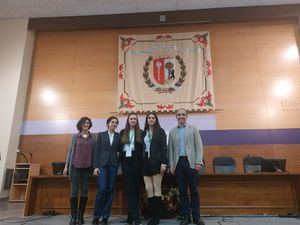 Las alumnas del Colegio Los Sauces de Torrelodones, subcampeonas del Torneo de Debate de la Autónoma