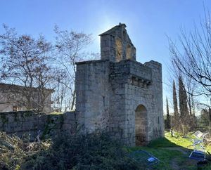 El Escorial encarga a una empresa especializada el proyecto para salvar la Iglesia de Navalquejigo