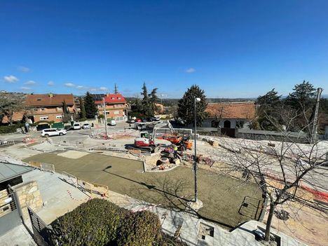 El acceso al Paseo Joaquín Ruíz-Giménez de Torrelodones desde la A-6, cortado