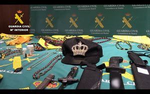 La Guardia Civil asegura que el capítulo de los Latin King desarticulado en Galapagar estaba buscando menores en los colegios para reclutarlos