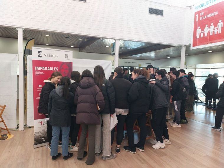 Los estudiantes de ESO y Bachillerato de Torrelodones, ante su futuro educativo en el primer Salón TorrEduca