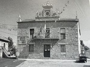 Plaza del Ayuntamiento de Collado Villalba en 1991