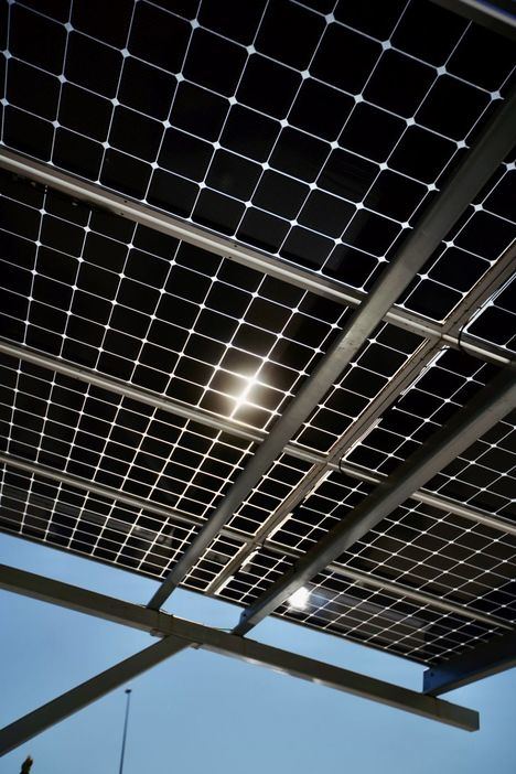 En marcha la primera fase de la instalación de placas fotovoltaicas en todos los colegios y polideportivos de Las Rozas