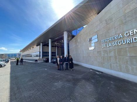 Majadahonda formaliza la adquisición del edificio de la antigua Seguridad Social, que se convertirá en Biblioteca