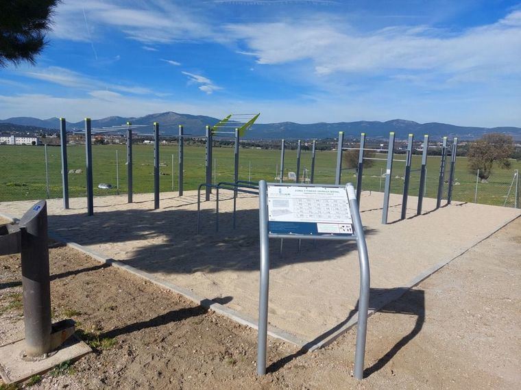 El Circuito de la Dehesa Boyal de Collado Villalba estrena una nueva zona de ejercicios al aire libre