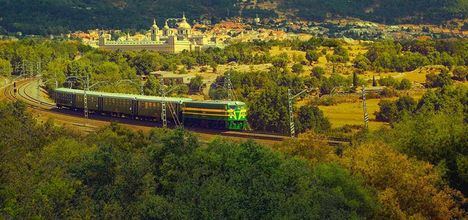 Comienza la temporada de primavera del tren de Felipe II en San Lorenzo de El Escorial