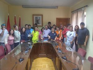 Los alumnos del Servicio de Autonomía Personal de ADISGUA visitaron el Ayuntamiento de Guadarrama