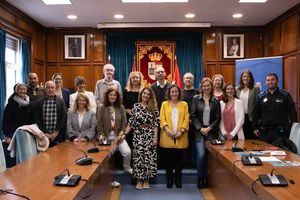 El Consejo Escolar de San Lorenzo rinde homenaje a los profesores que se han jubilado este curso