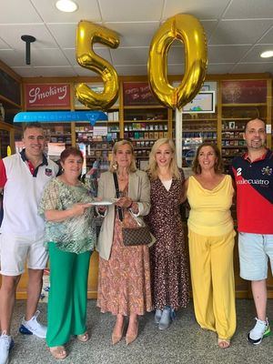 El estanco del barrio de El Gorronal de Collado Villalba celebra su 50 aniversario