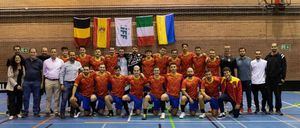 La selección española, ganadora del primer campeonato del Europower Floorball Challenge disputado en Guadarrama