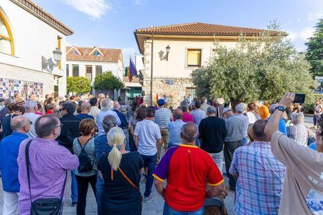 Torrelodones acogió un acto en memoria de Mariano Cuadrado y en defensa de la plaza que lleva su nombre