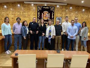 El Ayuntamiento de Torrelodones recibe a seis nuevos agentes de Policía