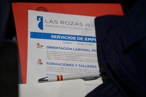 El alcalde de Las Rozas se reúne con 131 desempleados de la localidad en la iniciativa ‘Desayuna con el alcalde’