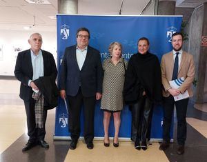 Torrelodones recuerda a las víctimas del Holocausto con un acto institucional en el Teatro Bulevar