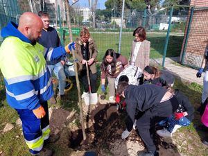 Collado Villalba celebra la Fiesta del Árbol con plantaciones en los centros educativos y actividades de educación ambiental