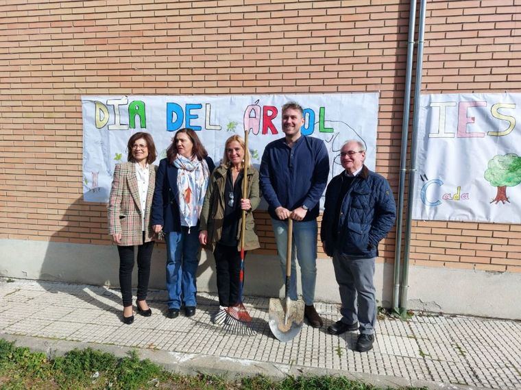 Collado Villalba celebra la Fiesta del Árbol con plantaciones en los centros educativos y actividades de educación ambiental