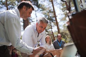 La Comunidad estudia cómo acumular más agua en la masa forestal para fortalecer las plantas ante los incendios
 