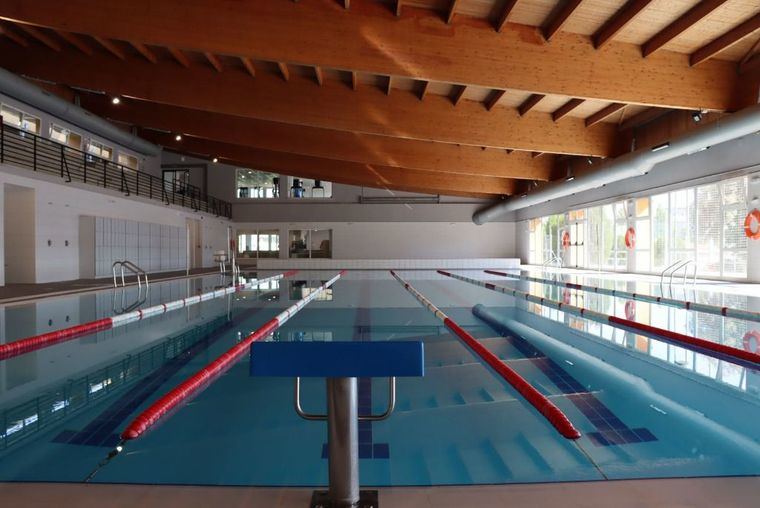 Galapagar reabre su piscina cubierta a tiempo para el inicio de la temporada