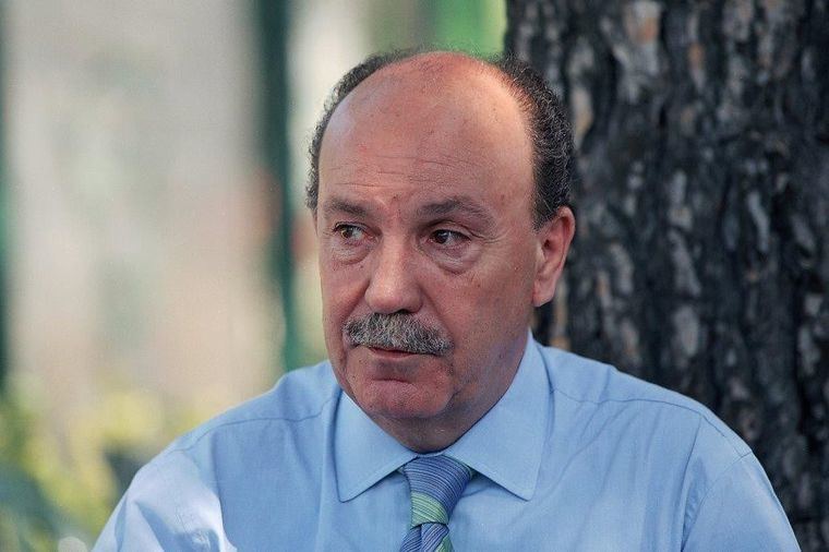 El Centro Multiusos de Las Rozas llevará a partir de ahora el nombre del alcalde Bonifacio de Santiago