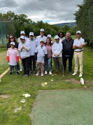 El Escorial comienza las actividades de su escuela taller de golf adaptado