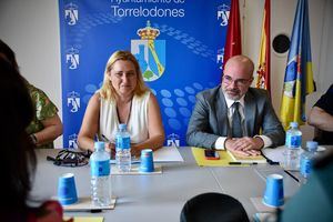 El delegado de Gobierno corrobora que los datos de seguridad en Torrelodones muestran una evolución positiva
