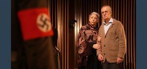 Carlos Hipólito y Kiti Manver protagonizan ‘Música para Hitler’ en el Teatro de Collado Villalba