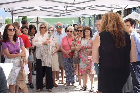 Galapagar retoma la tradición de leer a Jacinto Benavente junto a su sepultura