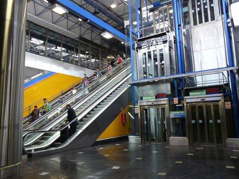 La CAM invertirá 57 millones para instalar más de 30 ascensores en Metro