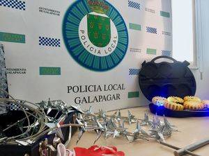 La Policía Local estrena equipamiento para intervenir en la vía pública