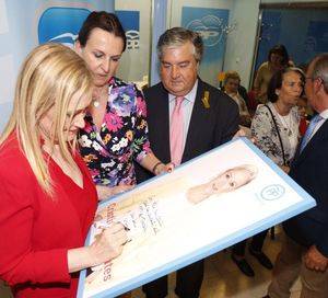 Cristina Cifuentes inaugura la nueva sede del Partido Popular