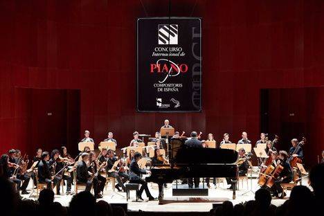 Música en la calle, cuentacuentos, teatro y Concurso Internacional de Piano