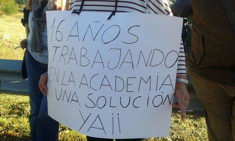 Dos vecinos piden apoyo ante los impagos de la empresa concesionaria en la Academia de Ingenieros