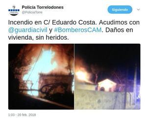 Un incendio destruye el tejado de una de las viviendas de Villa Rosita