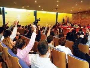 Los jóvenes torresanos quieren más actividades y transporte público