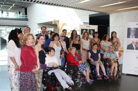 El Hospital de Villalba acoge una exposición fotográfica sobre el daño cerebral adquirido
 