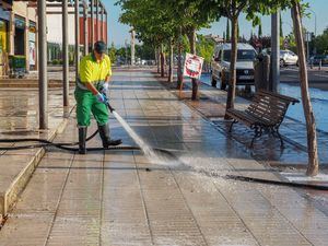 Continúan las limpiezas especiales en Boadilla