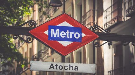 Nuevas máquinas en Metro para comprar billetes y abonos de diez viajes de forma rápida