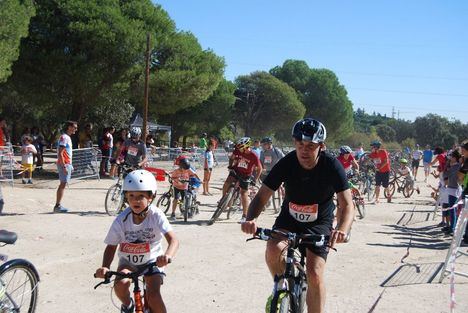 Navalcarbón espera 600 deportistas para el 9º Duatlón Escolar