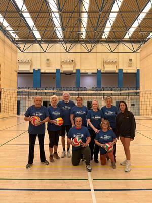 Torrelodones acoge un torneo amistoso de Newcom, el voley para mayores de 60