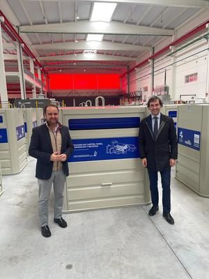 Guadarrama recibe nuevos contenedores para la gestión del papel y el cartón