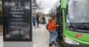 Transportes renovará el diseño de los módulos de información de las 468 líneas de autobuses urbanos e interurbanos