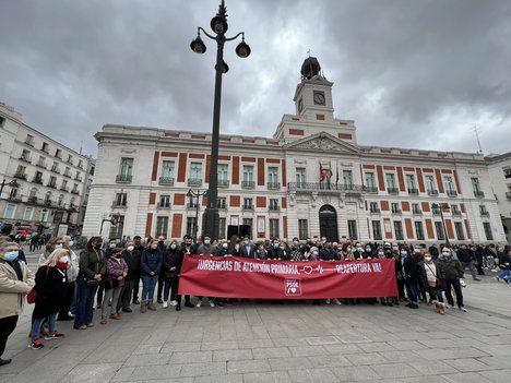 Representantes del PSOE exigen en Sol la reapertura de las urgencias de Atención Primaria
 