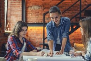 Las Rozas busca niñas y jóvenes que quieran cambiar su entorno con sus soluciones tecnológicas