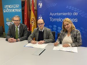 La Fundación EOI y Torrelodones firman un convenio para impulsar el crecimiento empresarial