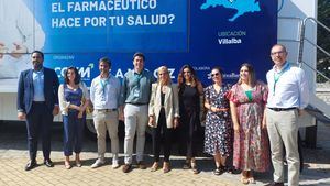Collado Villalba y el Colegio de Farmacéuticos se unen para hacer seguimiento de la medicación de los mayores y combatir la soledad no deseada