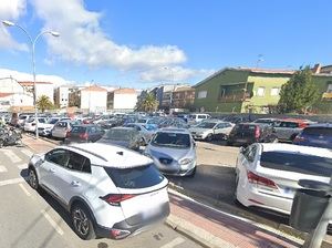 El PSOE de Collado Villalba exige el arreglo del parking de la calle Nicolasa Fernández antes de las fiestas de El Gorronal