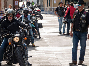 Las Rozas acoge este domingo la XXIII Reunión Motera de los Cabaleiros do Ferro en la Plaza de España