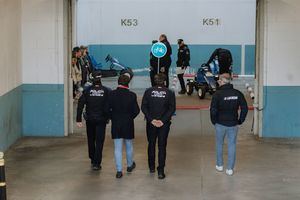 La Policía Local de Las Rozas abre sus puertas a niños y jóvenes